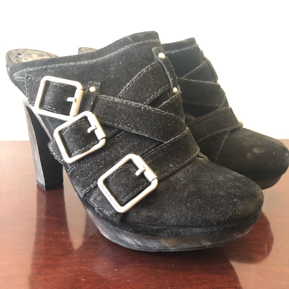 Juicy Couture Sz 7 Black Suede Moto Style Buckle Mule Heels